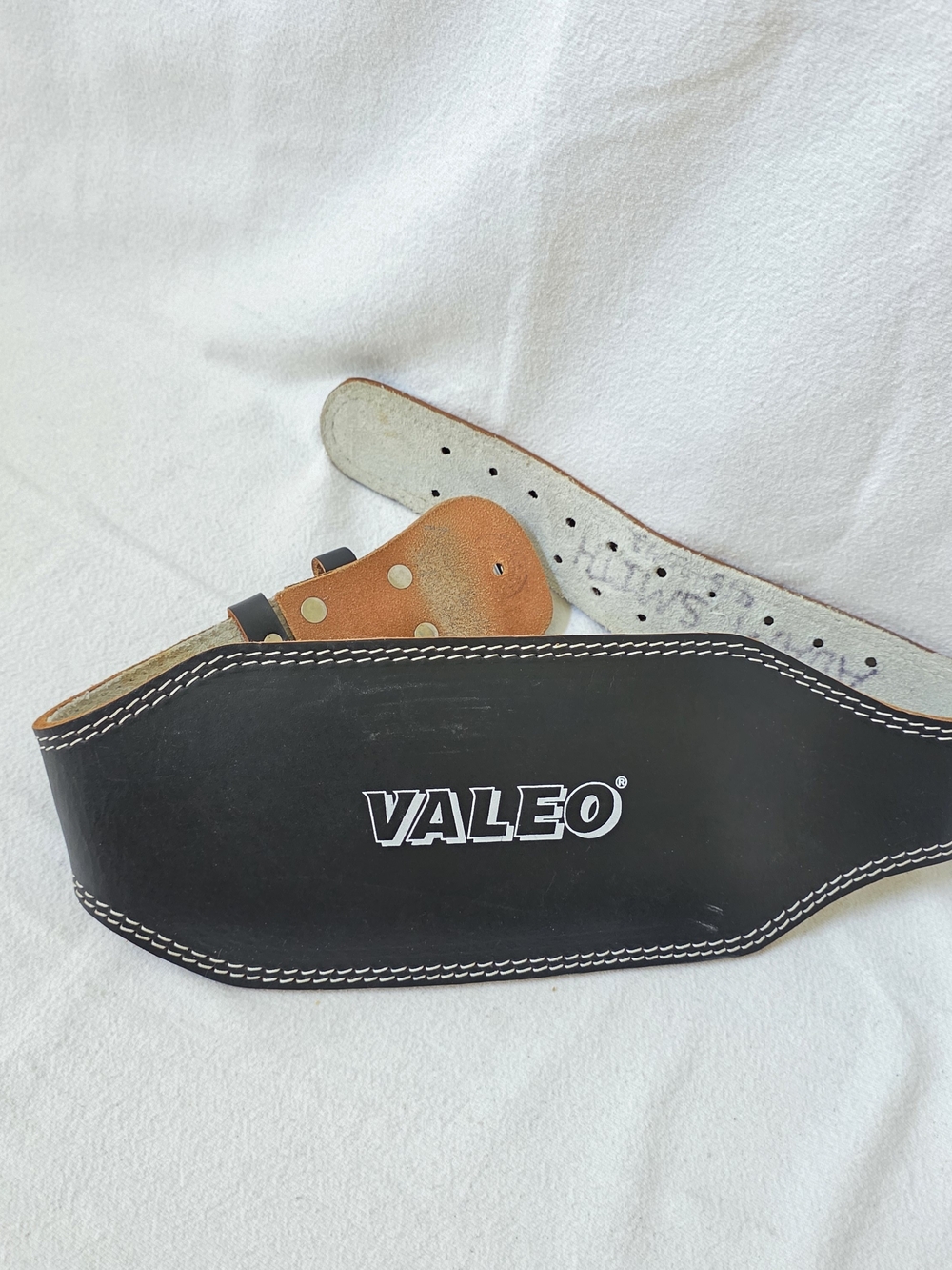 Valeo Leather Weightlifting Belt Size Medium